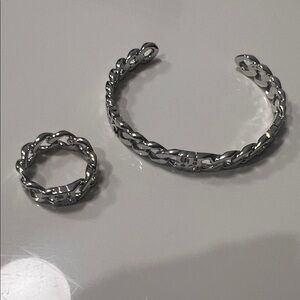 Carolina Herrera Stylish Bracelet and Ring Set